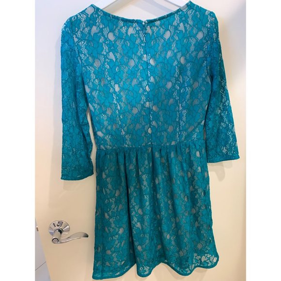French Connection Lizzie Lace Dress in Teal - Picture 2 of 4